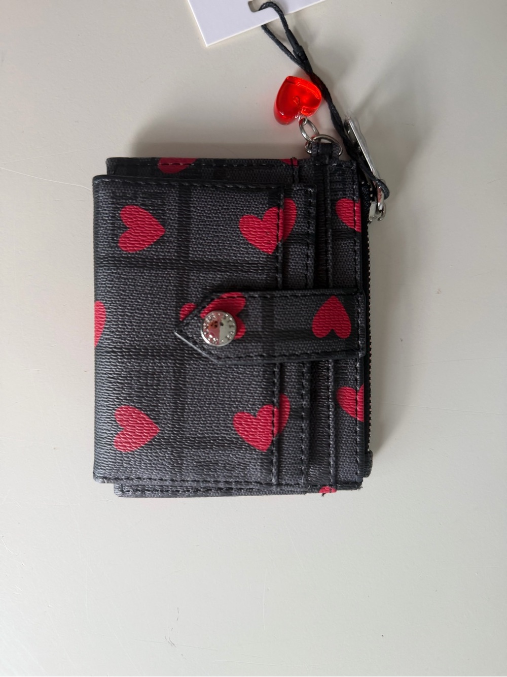 Steve Madden Black and Red Heart Compact Wallet with Zip Coin Pocket